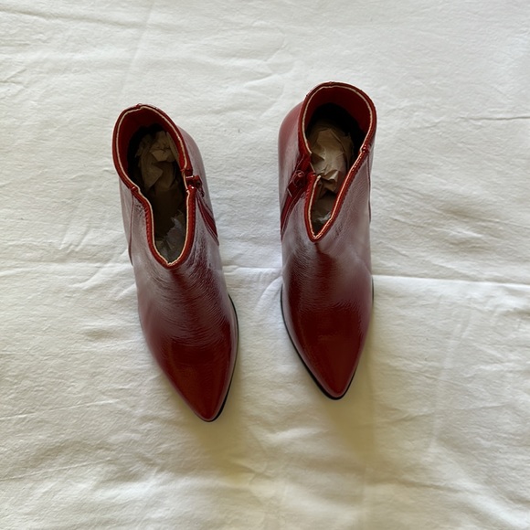 Red booties - Picture 2 of 4